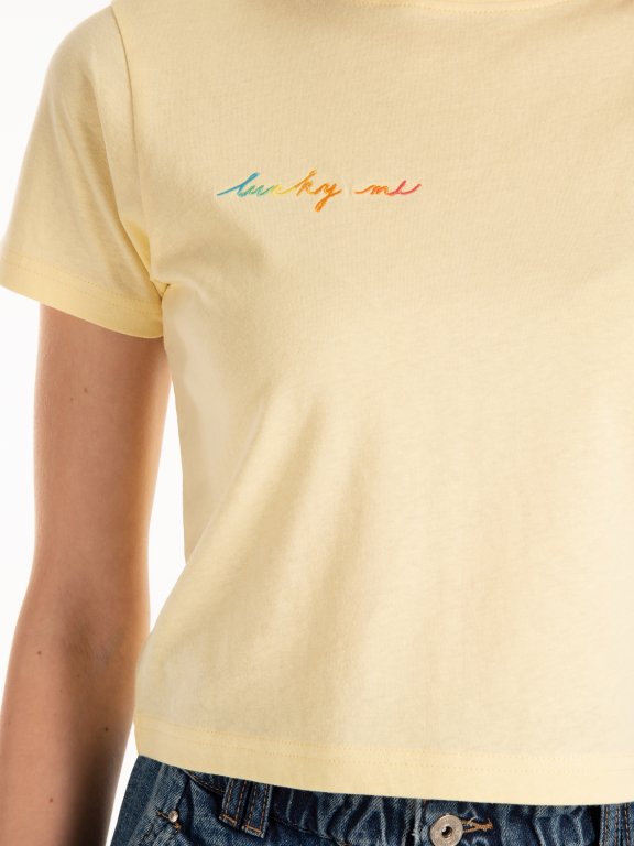 Krótka bawełniana koszulka z haftem