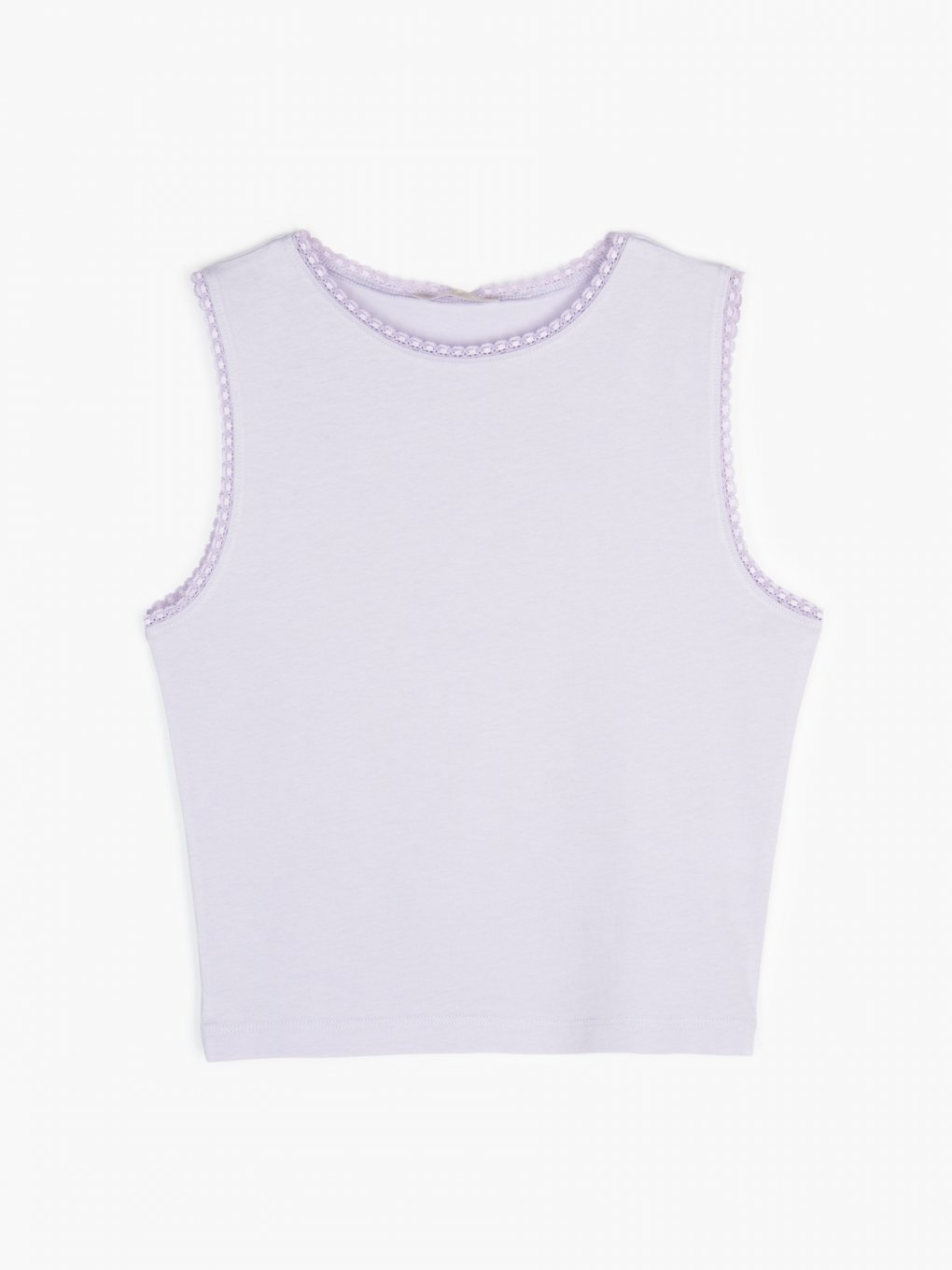 Cotton crop top with lace