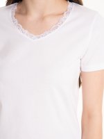 Cotton top with lace