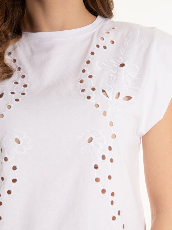 Cotton top with embroidery