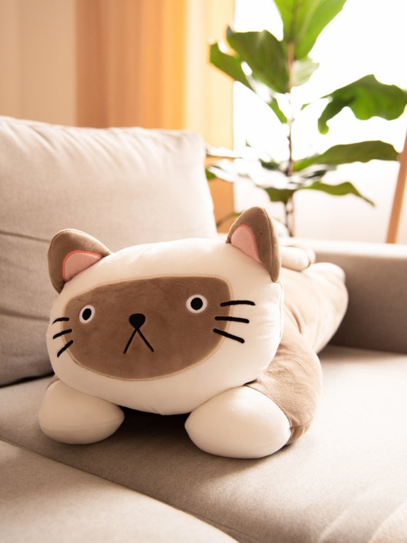 Poduszka w kształcie kotka