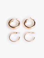 2 pairs of hoop earrings