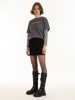 Cotton t-shirt with striped sleeves