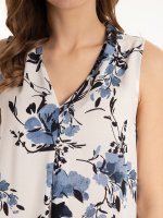 Floral sleeveless blouse top