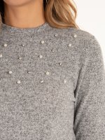 Sweater with pearls and stones