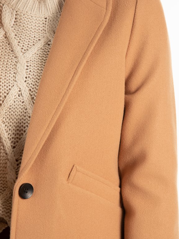 Single button coat
