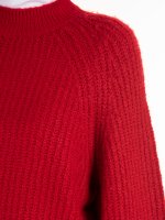 Sweter z szerokimi rękawami