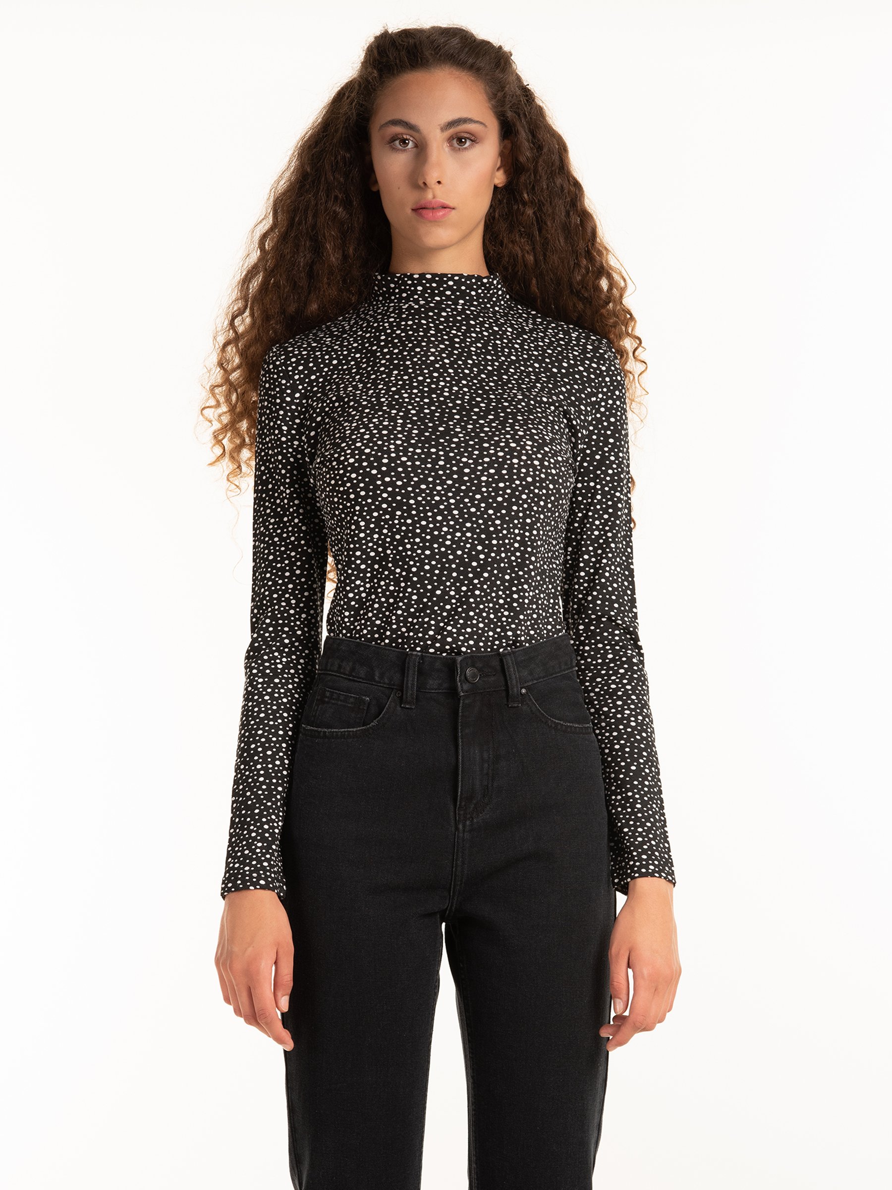 Polka 2024 dot turtleneck