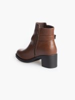 Block-heeled ankle boots with buckle