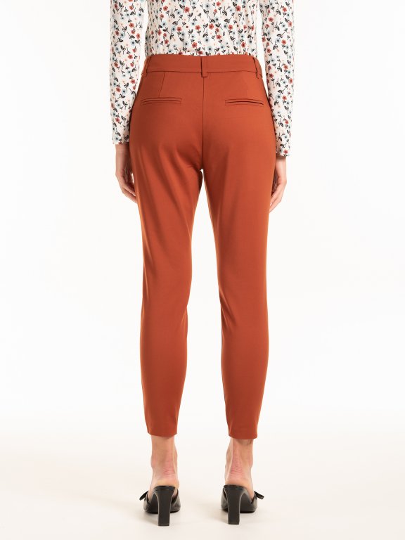 Spodnie marchewkowe damskie ze średnio wysokim stanem