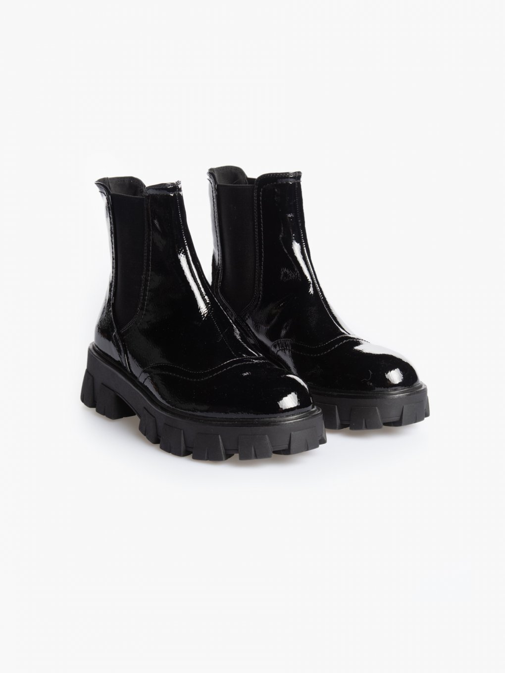 Shiny chelsea platform boots