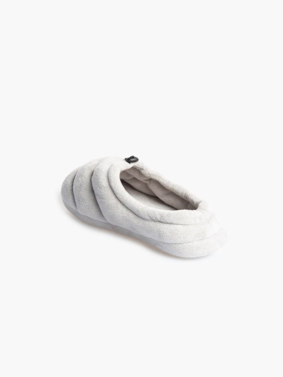 Adjustable sherpa slippers