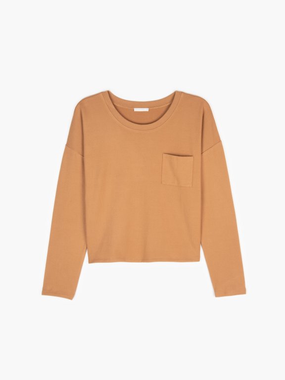 Fine knit top with chest pocket