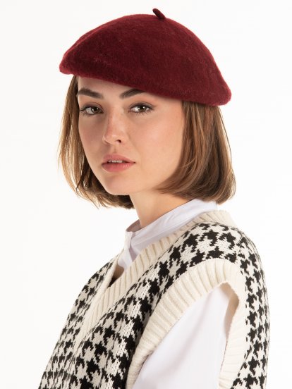 Jednokolorowy beret damski basic