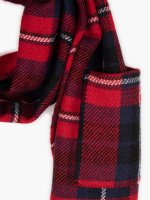 Plaid scarf with pockets
