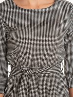 Mini houndstooth pattern dress with round neck, 3/4 sleeve and belt
