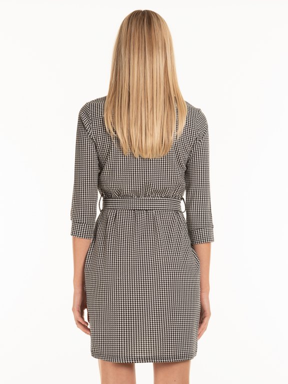 Mini houndstooth pattern dress with round neck, 3/4 sleeve and belt