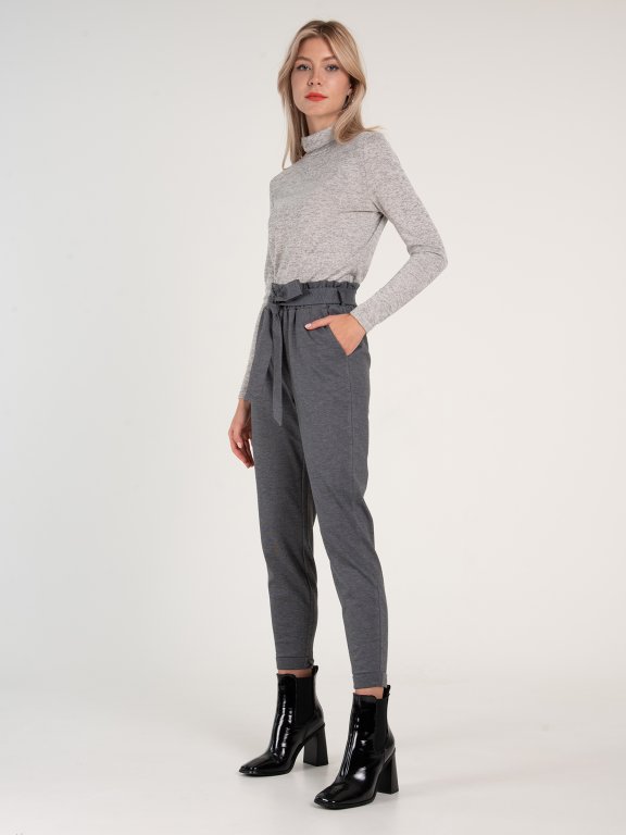 Belted pants with pockets