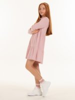 Pletené dievčenské šaty s dlhým rukávom a volánmi