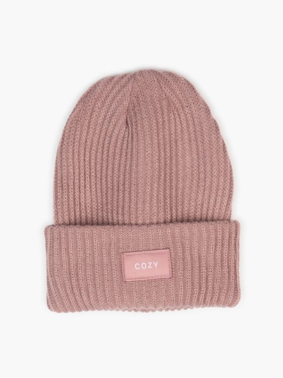 Ribbed beanie with label