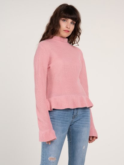 Sweter z falbanami