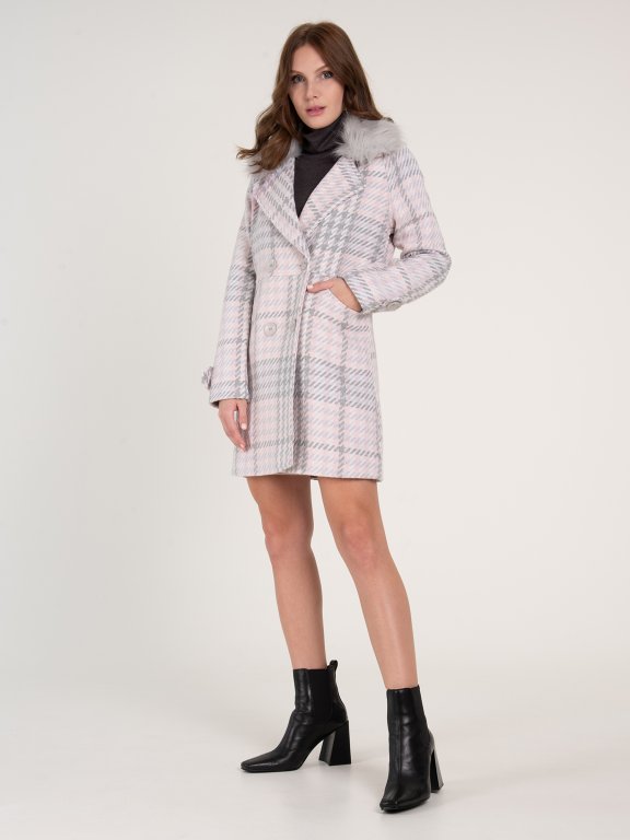 Plaid coat with faux fur