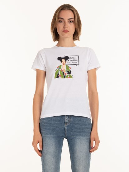 Bavlnené dámske tričko s krátkym rukávom, okrúhlym výstrihom a potlačou