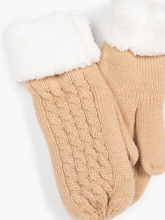 Sherpa lined knitted mittens