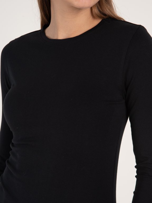 Predĺžené elastické tričko s dlhým rukávom a okrúhlym výstrihom dámske