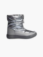 Insulated winter boots