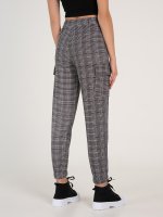 Plaid cargo joggers with chain