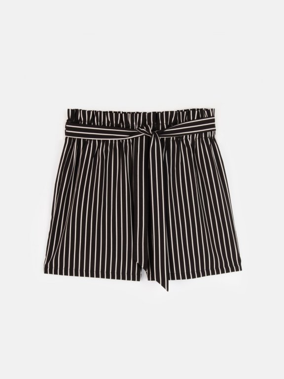 Tie-belt striped shorts