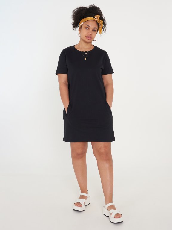 Plus size t-shirt dress with pockets | GATE