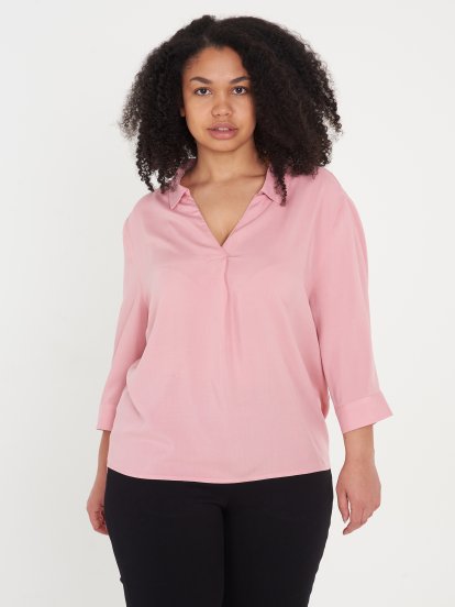Plus size basic v-neck viscose blouse with 3/4 sleeves