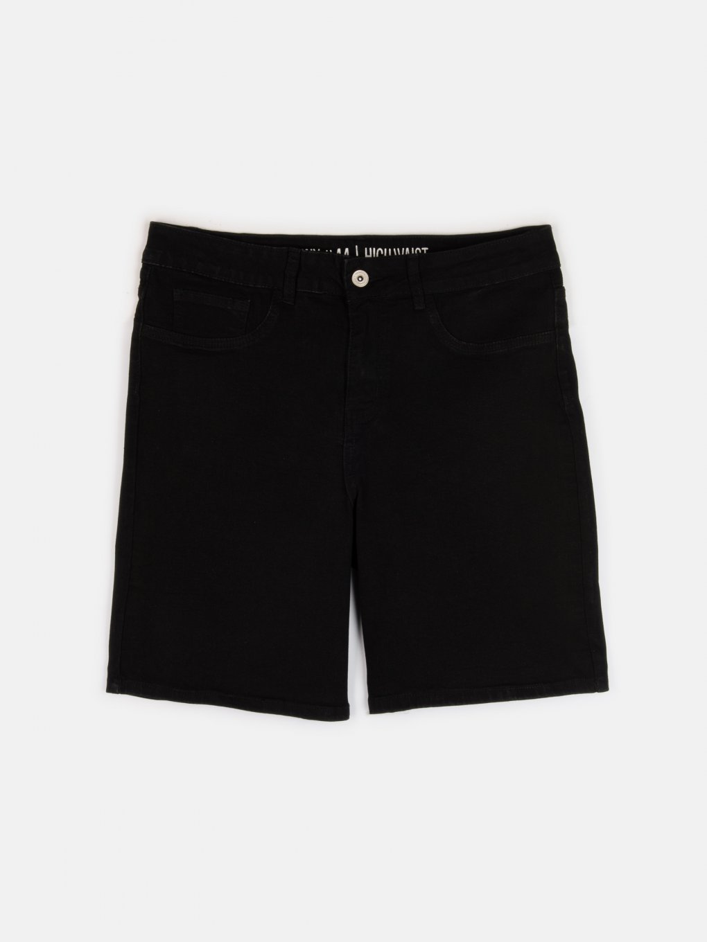 Plus size basic denim shorts