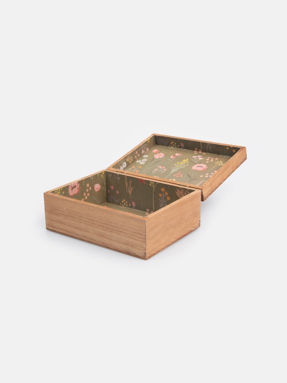 Dekoracyjne drewniane pudełko