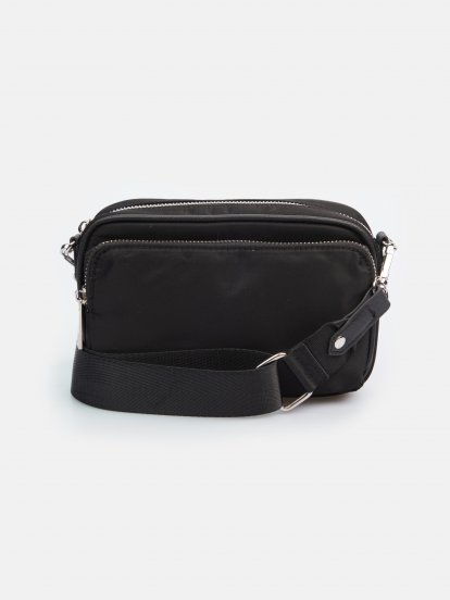 Solid crossbody bag with strap