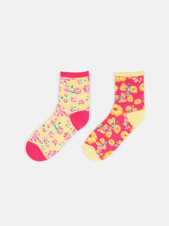 Květované ponožky
