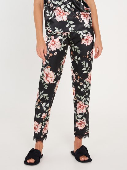 Kvetované saténové dámske pyžamvé nohavice