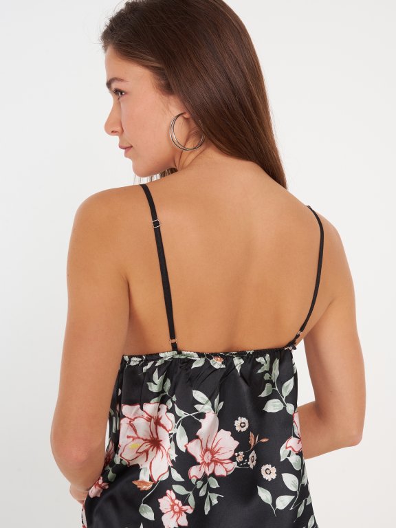Kvetovaný saténový dámsky pyžamový top na ramienka