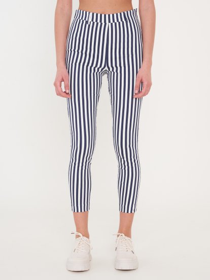 Striped skinny pants