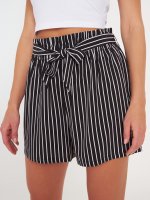 Tie-belt striped shorts