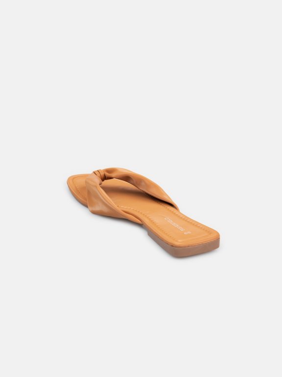 Faux-leather flip- flops