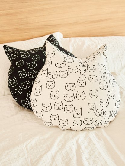 Poduszka w kształcie kota