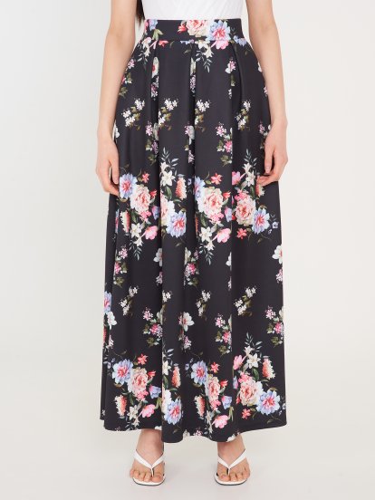 Dlhá sukňa s kvetovanou potlačou