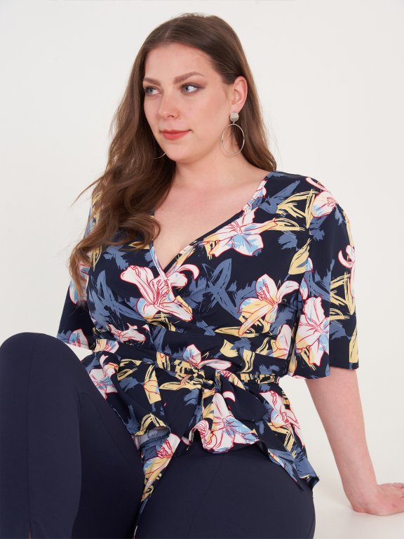Plus size floral print blouse with belt