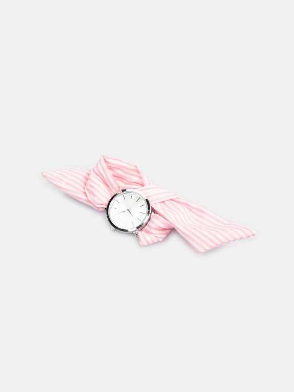 Watch with textile strap