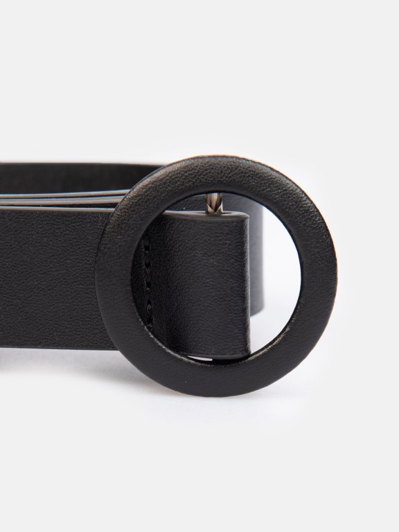 Faux leather belt with round buckle
