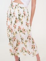 Plisovaná midi sukně s květinovým potiskem