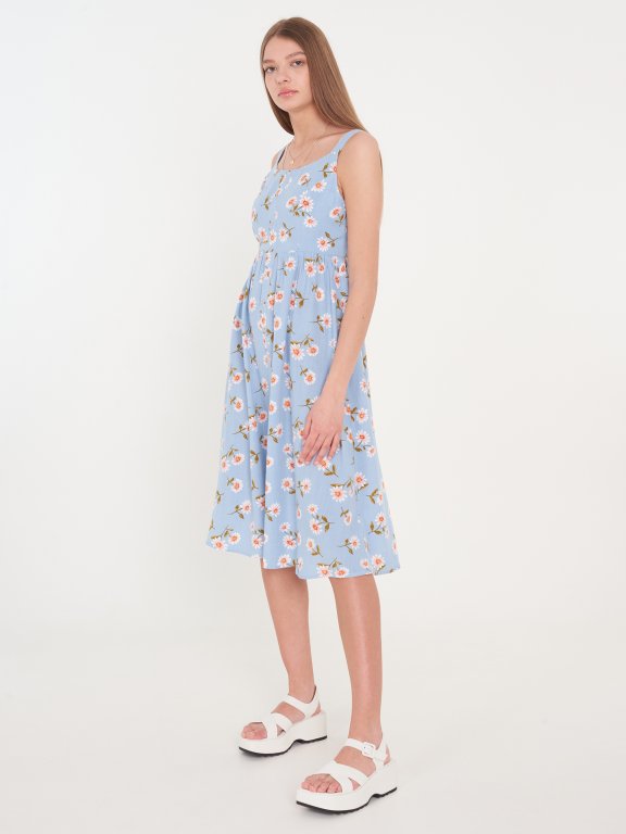Floral dress with buttons